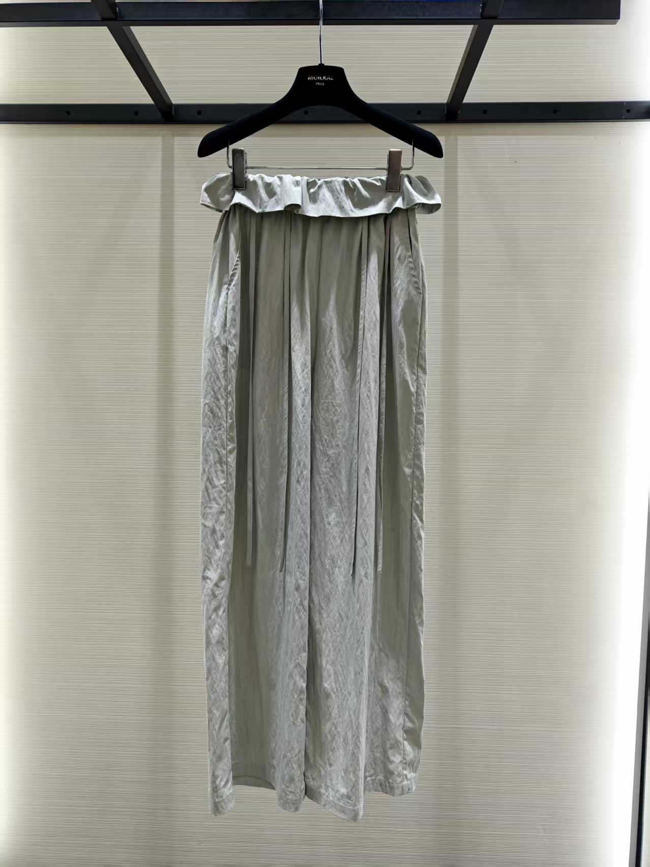 MO纯色松紧腰不规则腰头休闲百搭直筒休闲裤  XM2561605