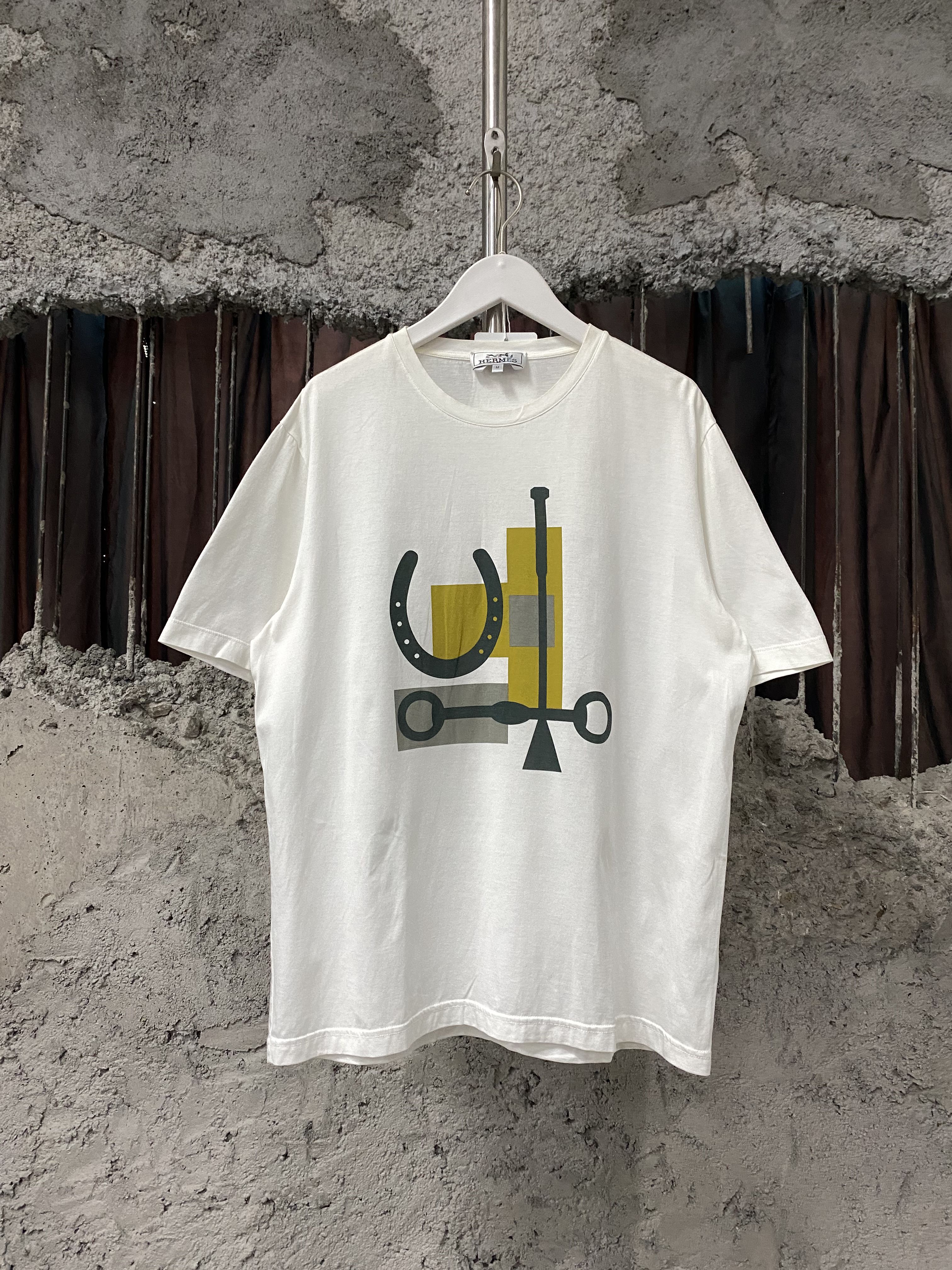 99新 Hermes/爱马仕 马蹄铁短袖/m码