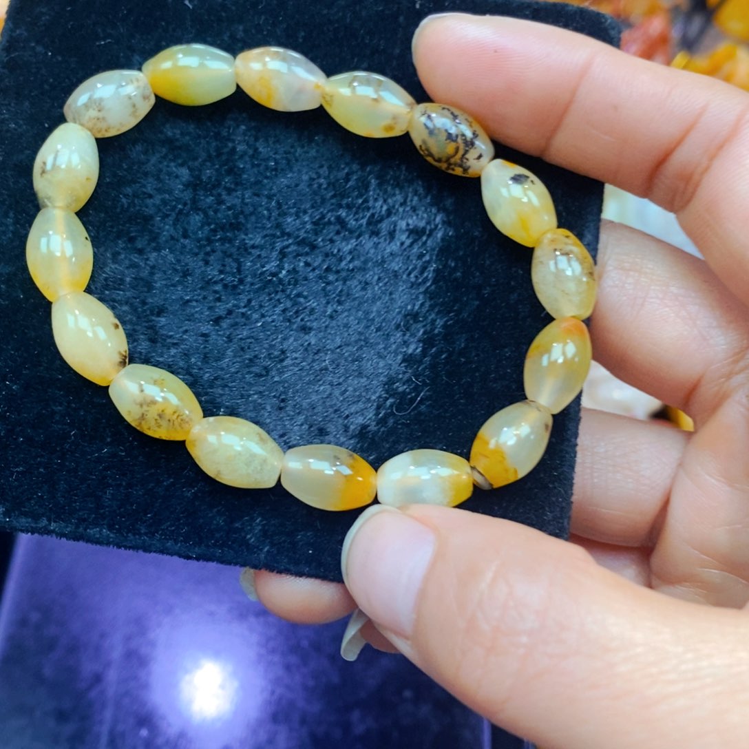 未镶嵌石英质玉（黄龙玉）吊坠(不含链)