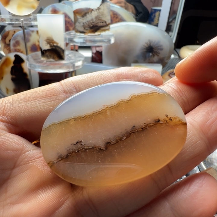 未镶嵌玛瑙/玉髓珠宝奇石