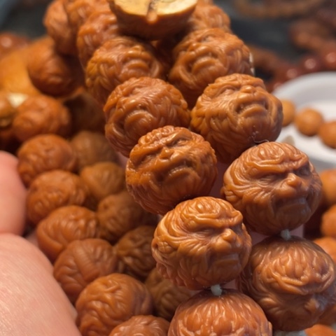 手串猴头核桃广****店舞台