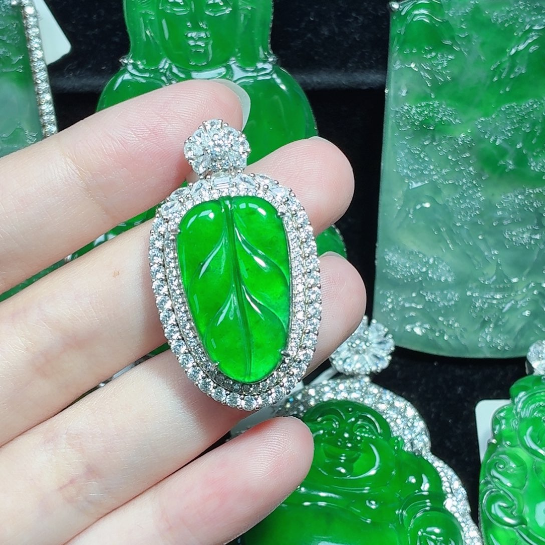 翡翠银S925镶嵌颈饰天然A货翡翠