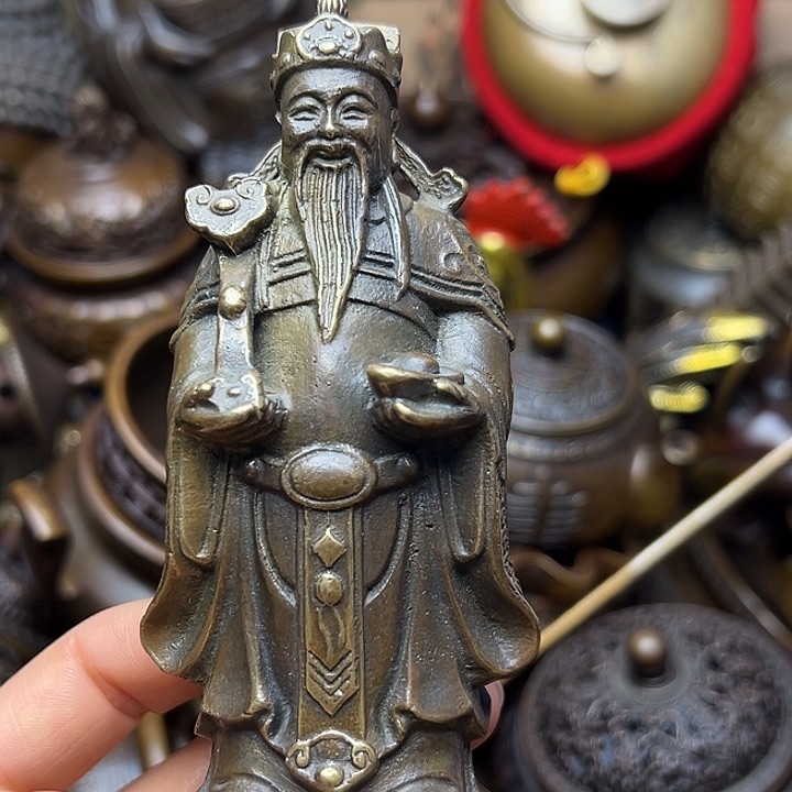 铜器摆件老王直播间