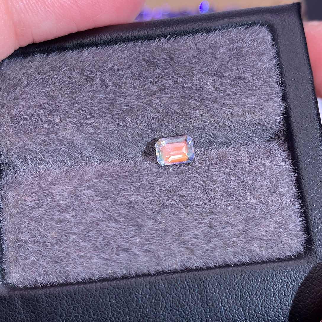 月光石裸石未镶嵌0.605ct