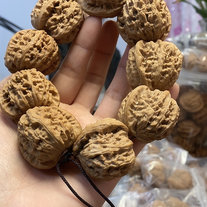 把件文玩核桃36白狮子手持