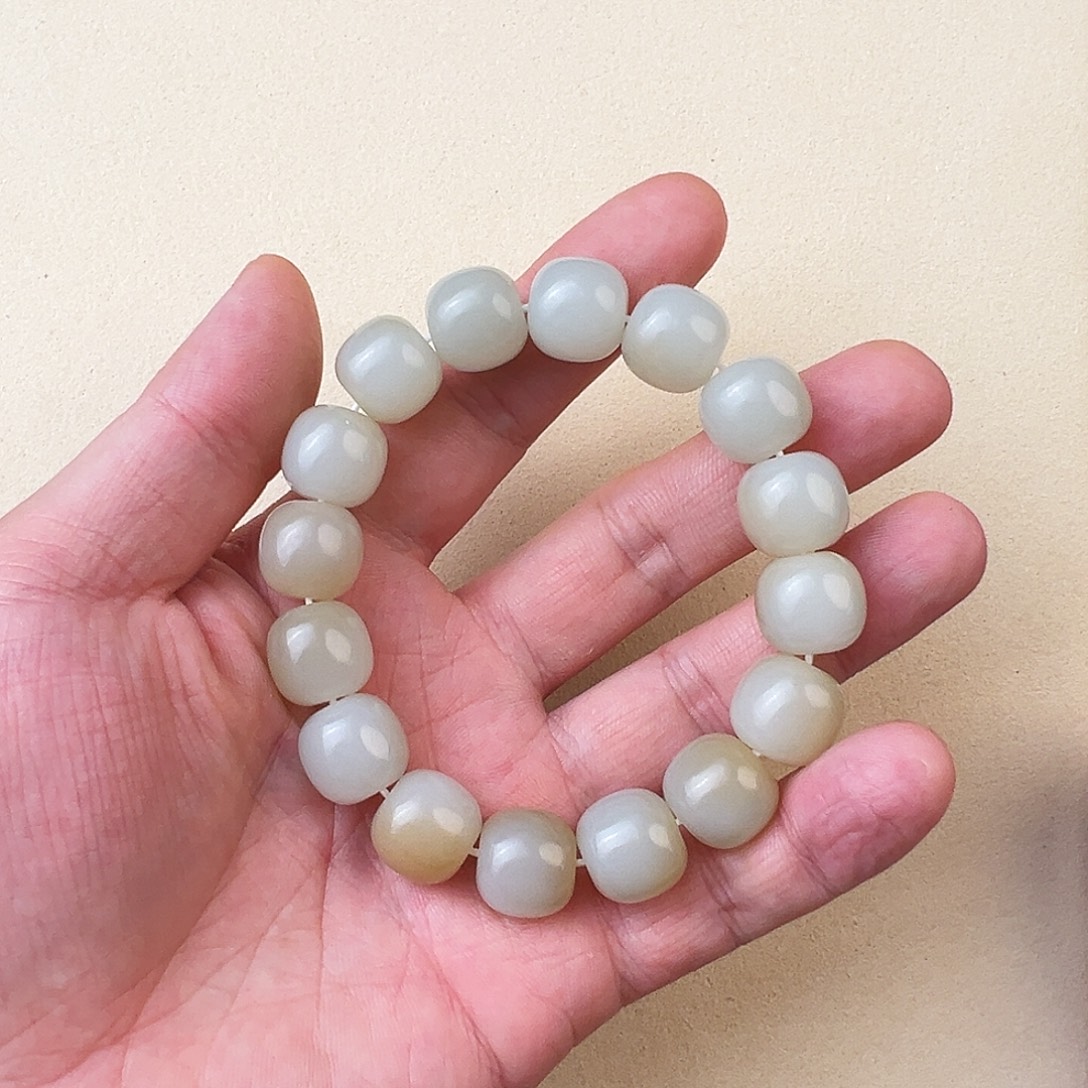 时***丶和田玉（糖玉）未镶嵌手链