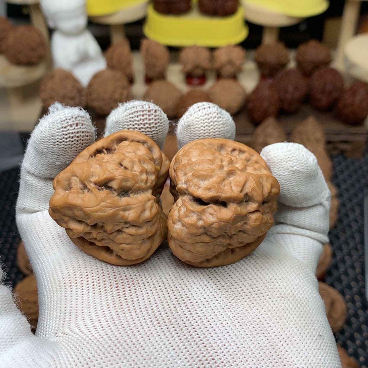 【闪购商品】文玩核桃把件不**尘全品4开背蛤蟆头43