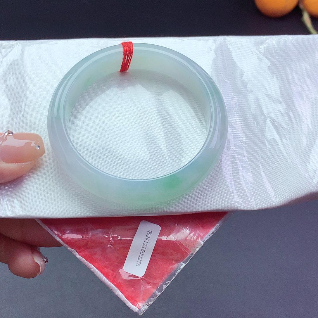 【闪购商品】翡翠手镯未镶嵌a 113500