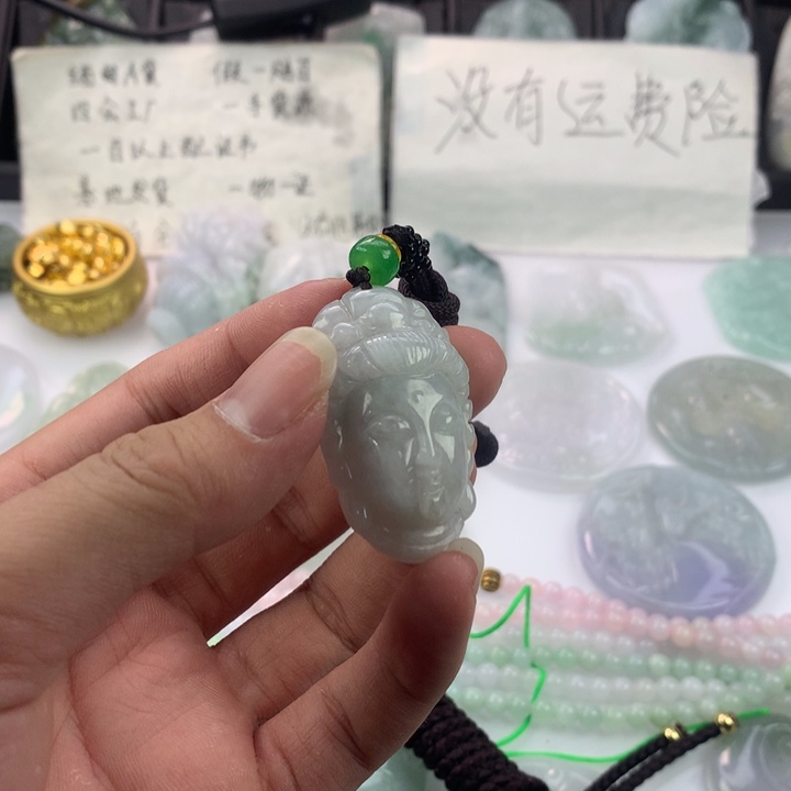 翡翠颈饰未镶嵌一