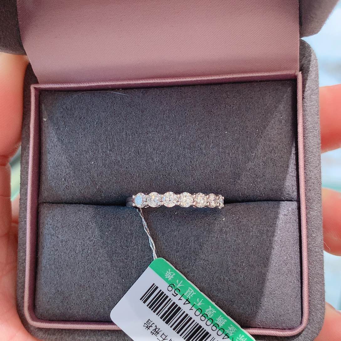 实验室培育钻石18K金镶嵌11-17圈口