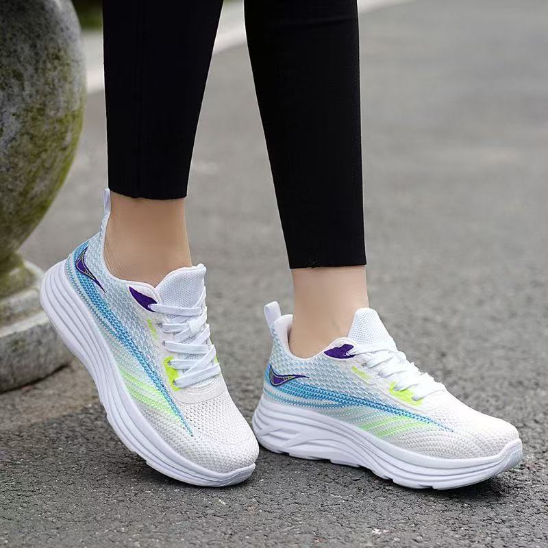 女鞋冬季百搭舒适保暖平底~偶有微瑕！介意勿拍！主图仅供参考