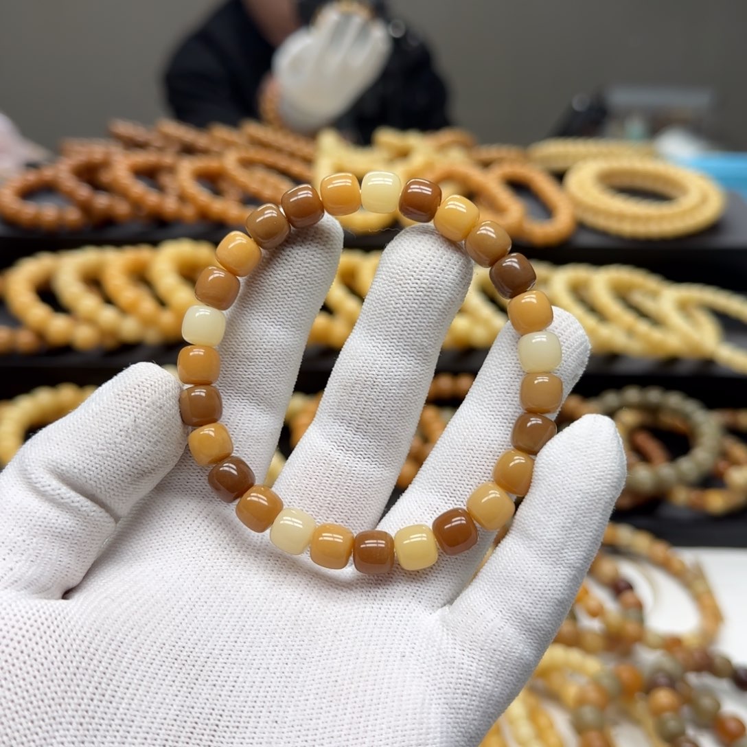 【闪购商品】菩提根/象牙果吊坠8×8.5 11年 鬼工