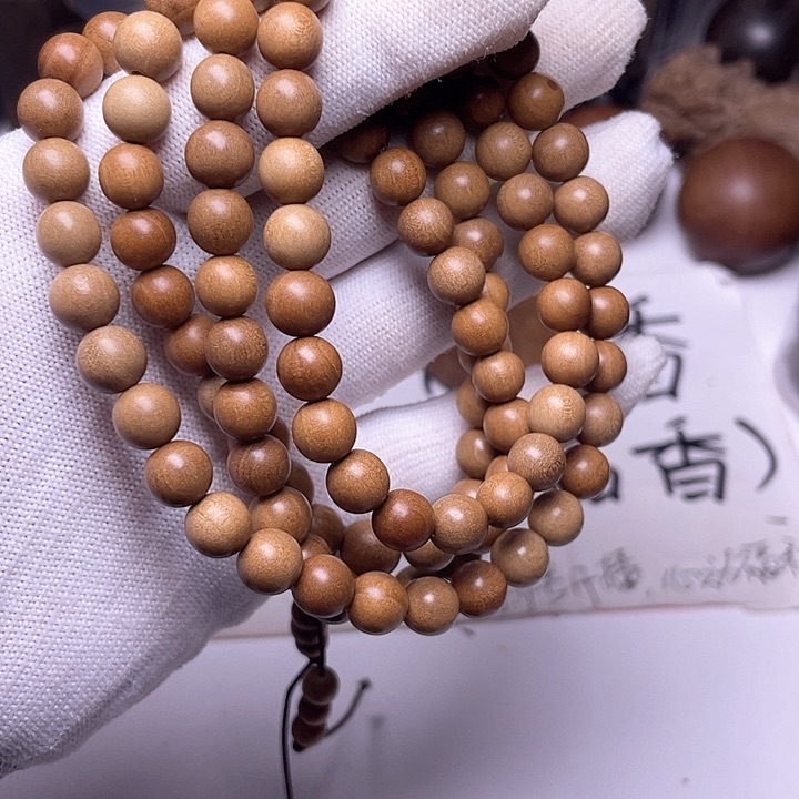 檀香木无事牌檀香木0.8/108微暇