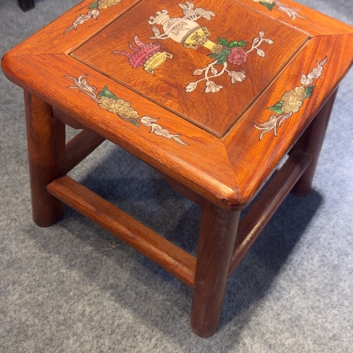 贡木登的的的的的