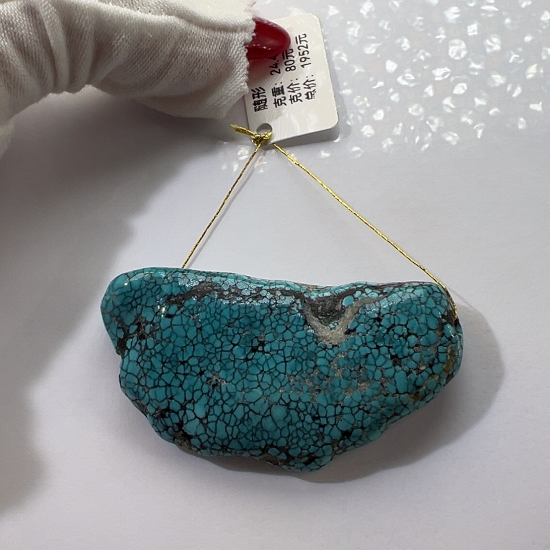 绿松石未镶嵌挂件