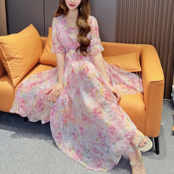 2025夏新芙蓉粉法式收腰显瘦蝴蝶大摆碎花宽松飘逸仙女裙显瘦长裙