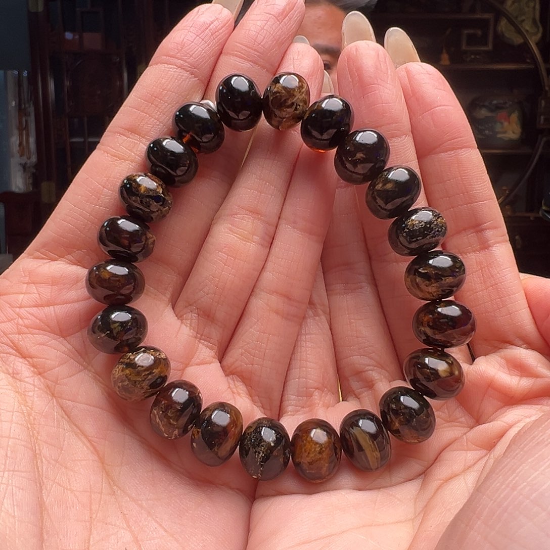 琥珀裸石未镶嵌抚顺琥珀10239。12mm