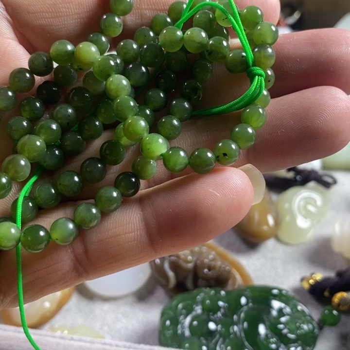 手链未镶嵌和田玉（碧玉）