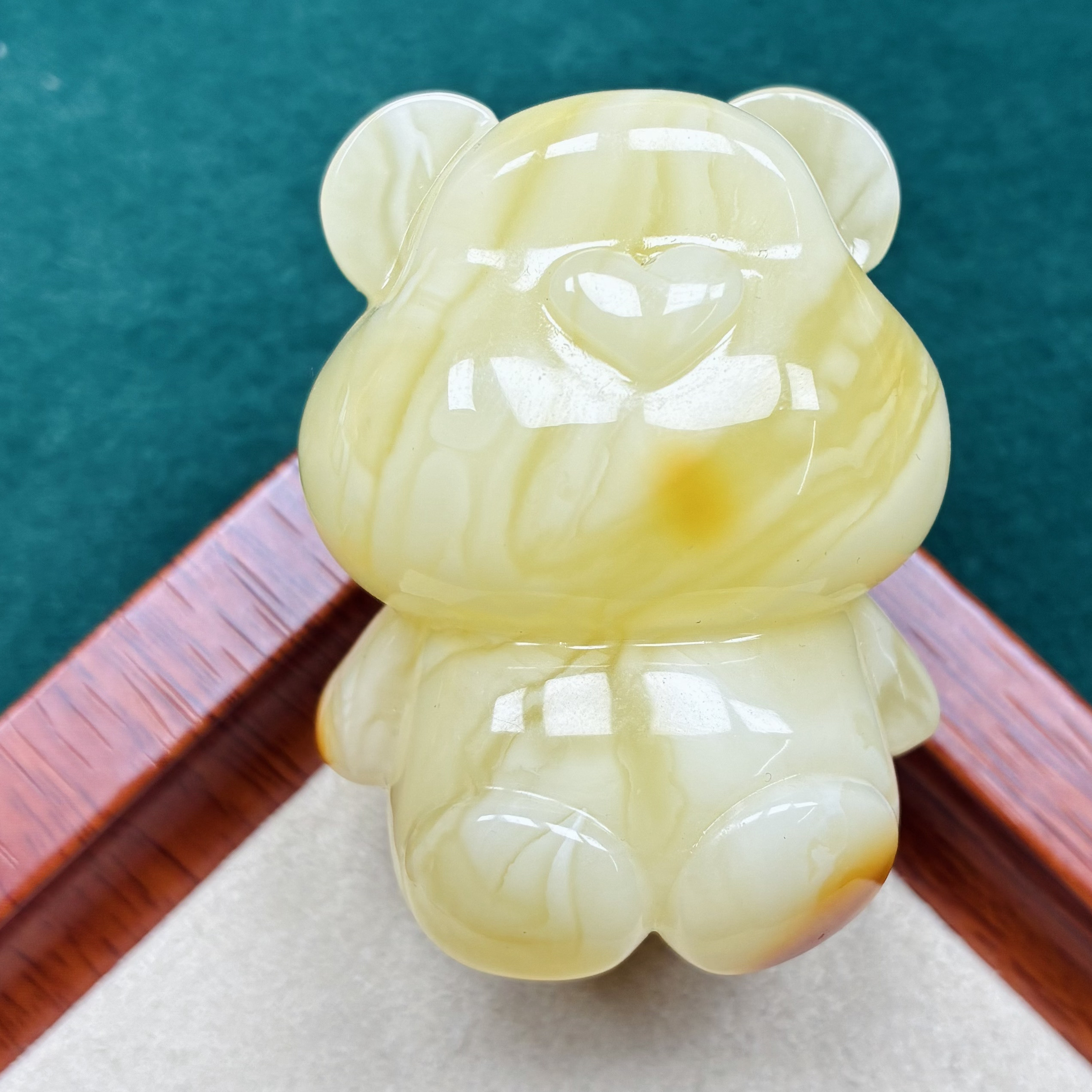 天然琥珀蜜蜡白蜡妖花小熊（抖音基地发货，带证书）