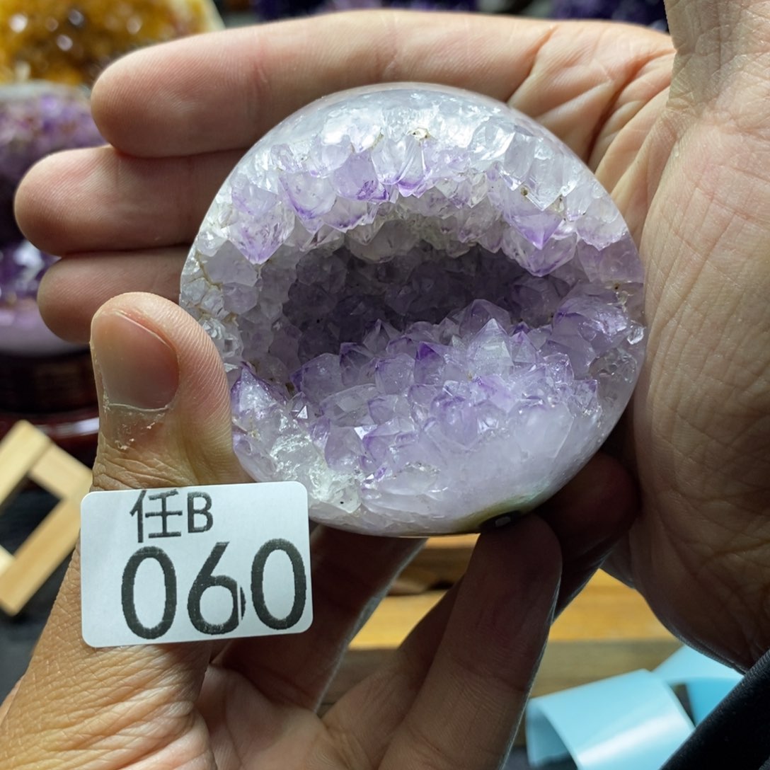 水晶大型摆件（非配饰）未镶嵌