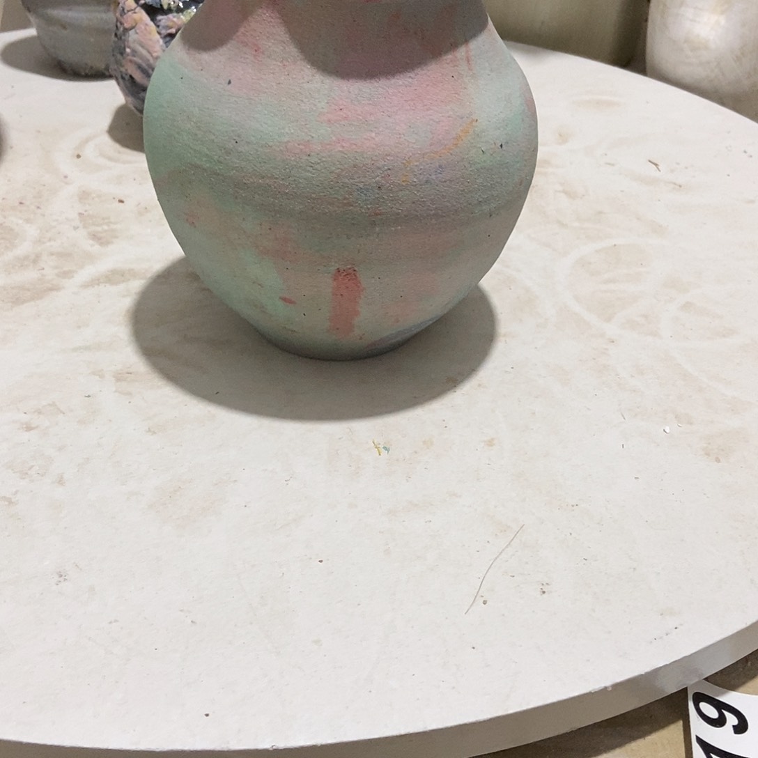 陶瓷A****i景德镇花瓶微瑕