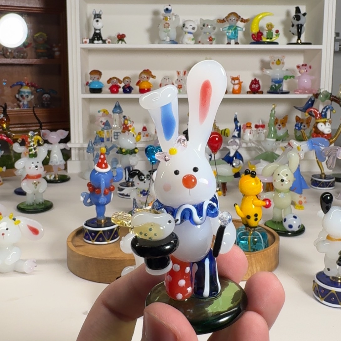 琉璃手工艺品魔法师兔
