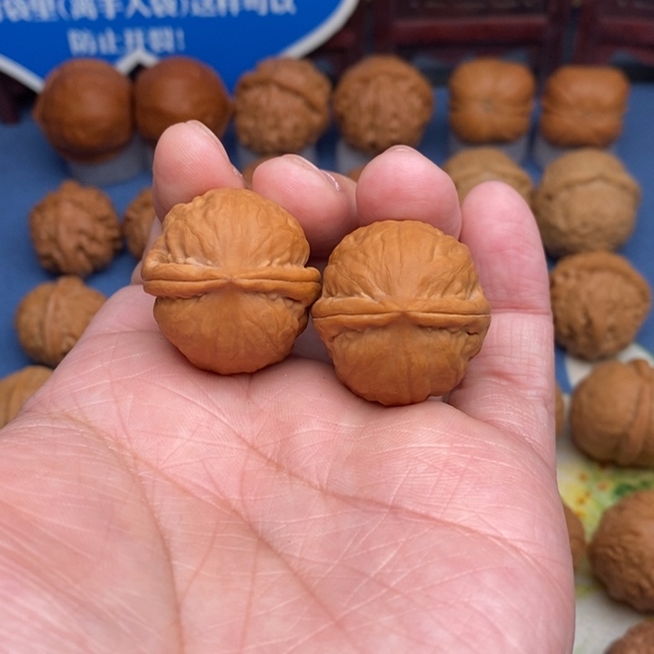 文玩核桃把件…………