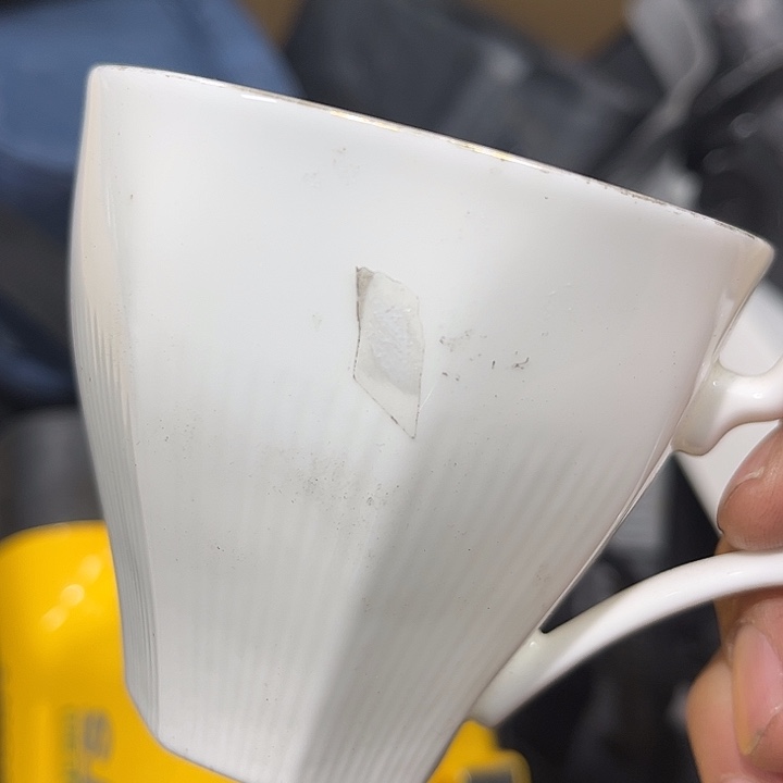 碗回流的速度快于空气的速度