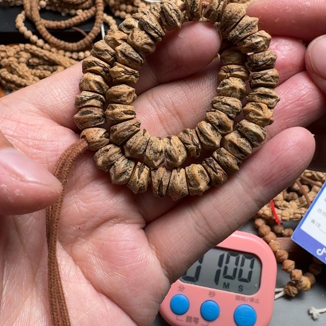 手串柏香籽/百香籽t**n75