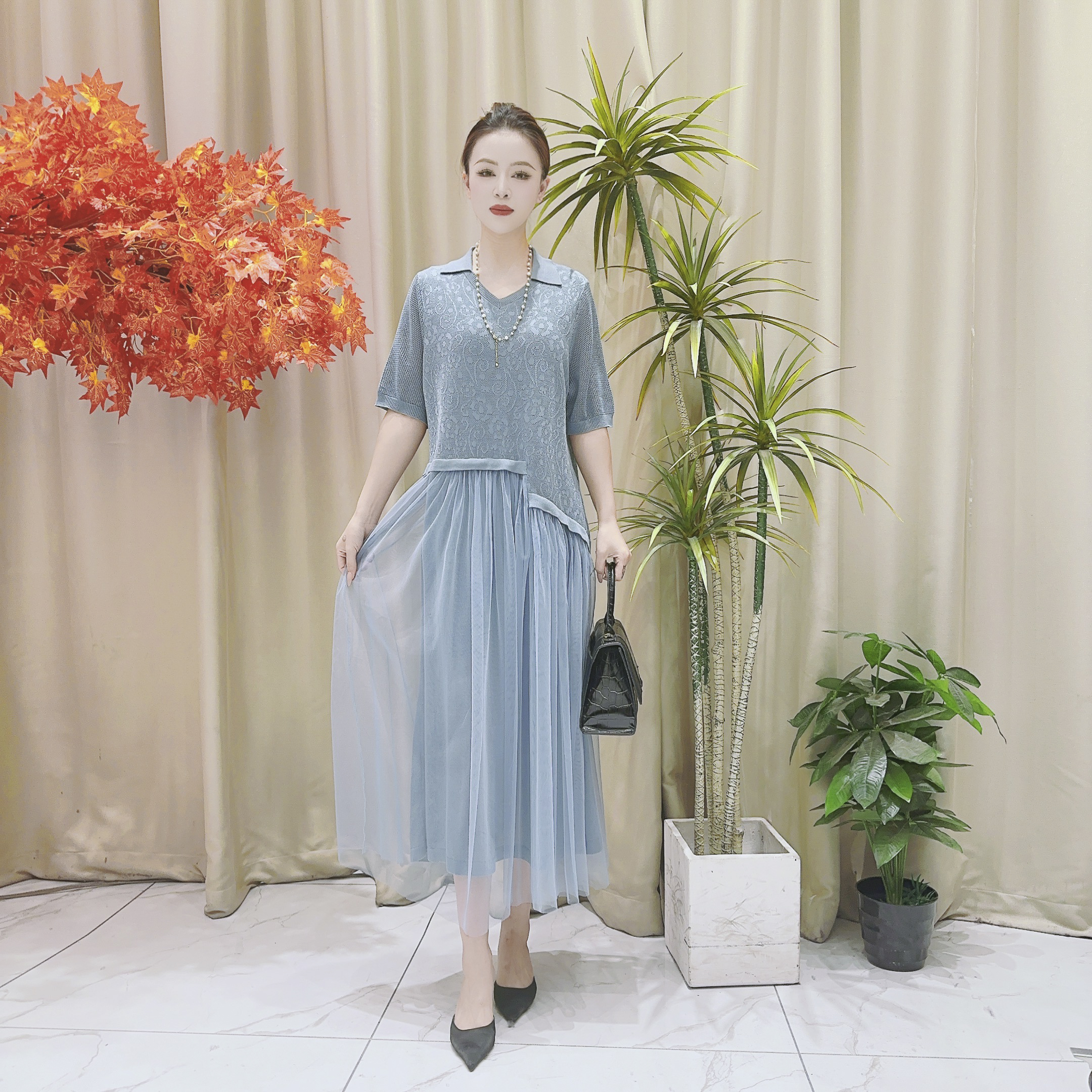 9558灰蓝色夏季新款网纱拼接提花轻奢女装连衣裙简约气质长裙