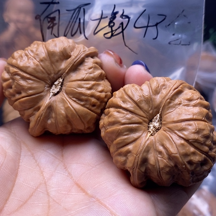 文玩核桃吊坠南瓜墩