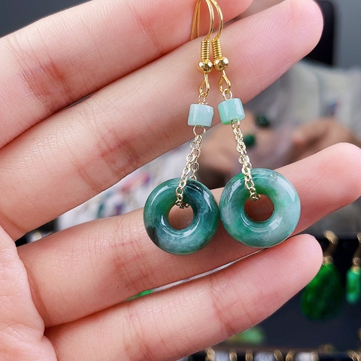 翡翠耳饰未镶嵌饰品