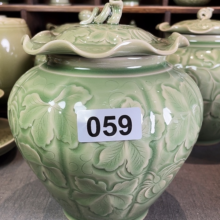 酱***一耀州窑秘字款南瓜茶叶罐