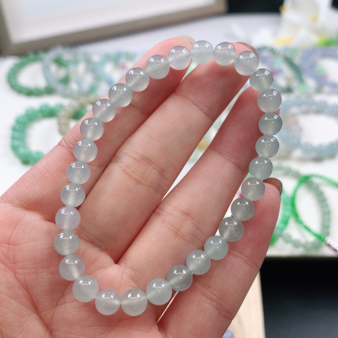 翡翠未镶嵌手链6.2mm