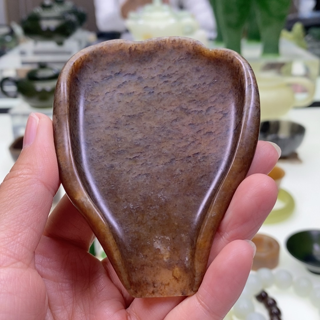 和田玉茶荷未镶嵌