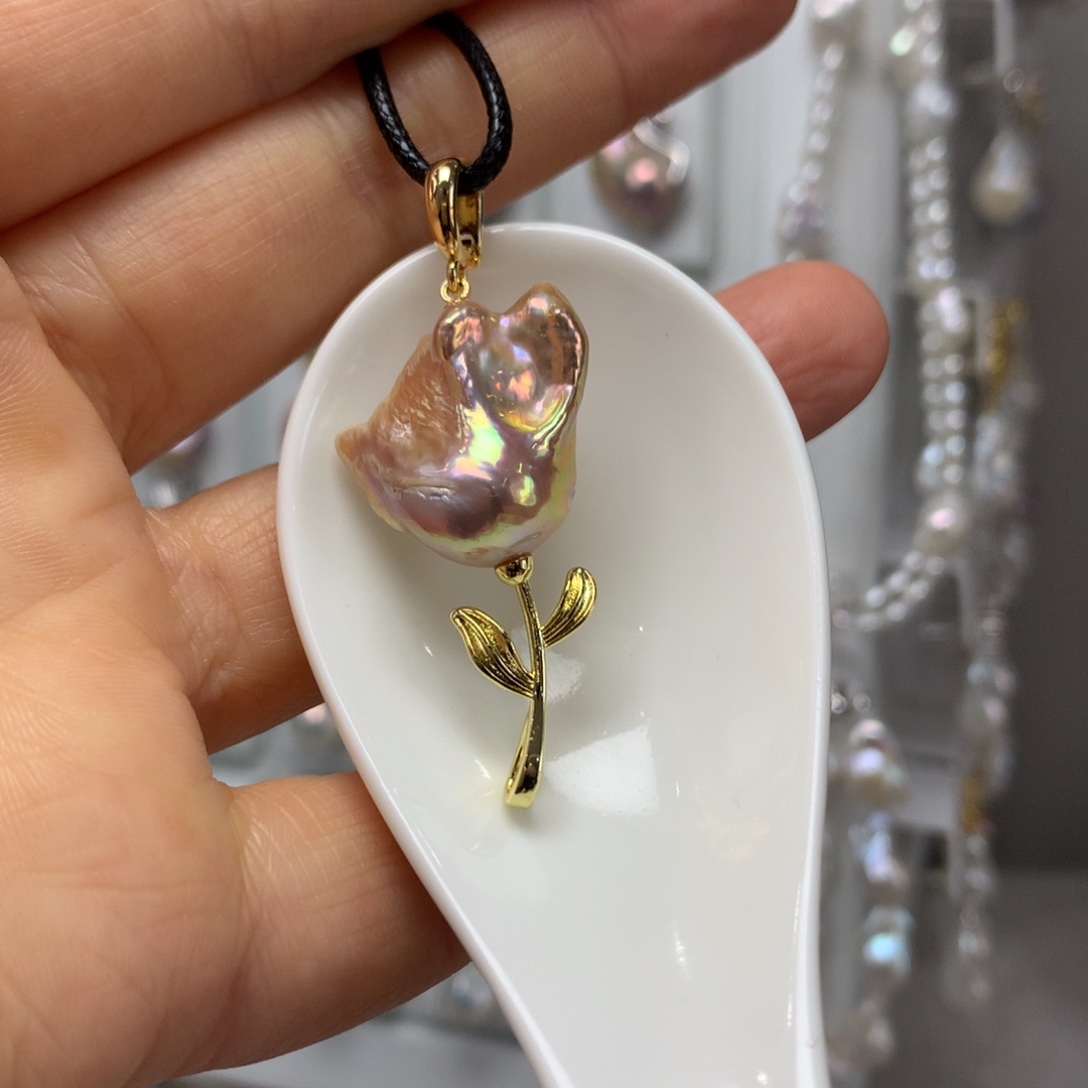 颈饰淡水珍珠未镶嵌