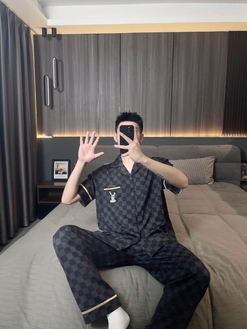 编码5822男款经典格纹大气简约家居服潮流