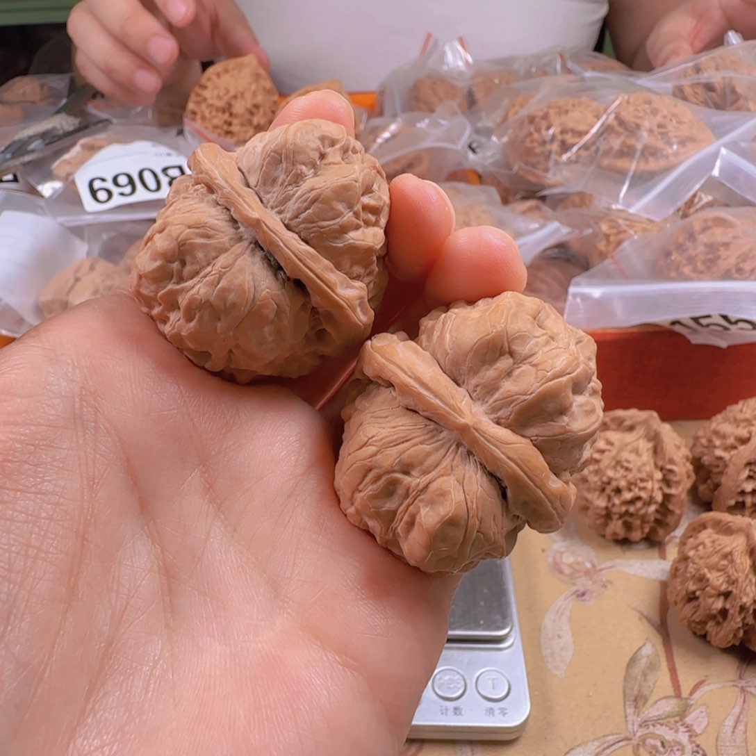 文玩核桃吊坠蛤蟆37-322