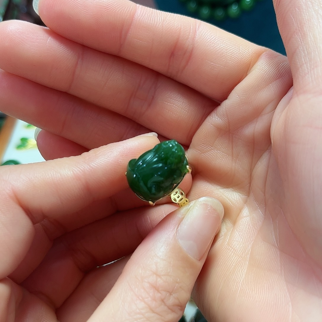 和田玉戒指银S925镀金镶嵌?*