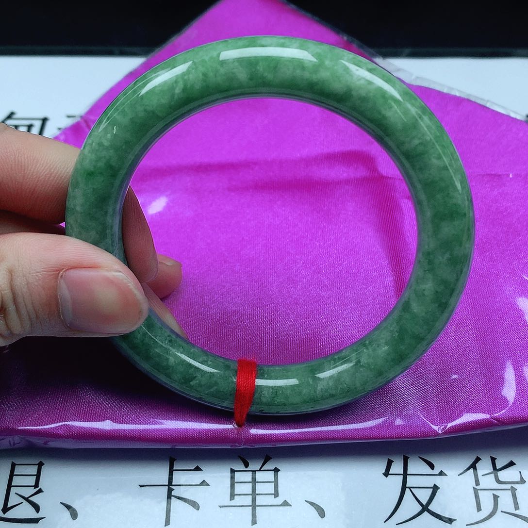 翡翠手镯未镶嵌圈57