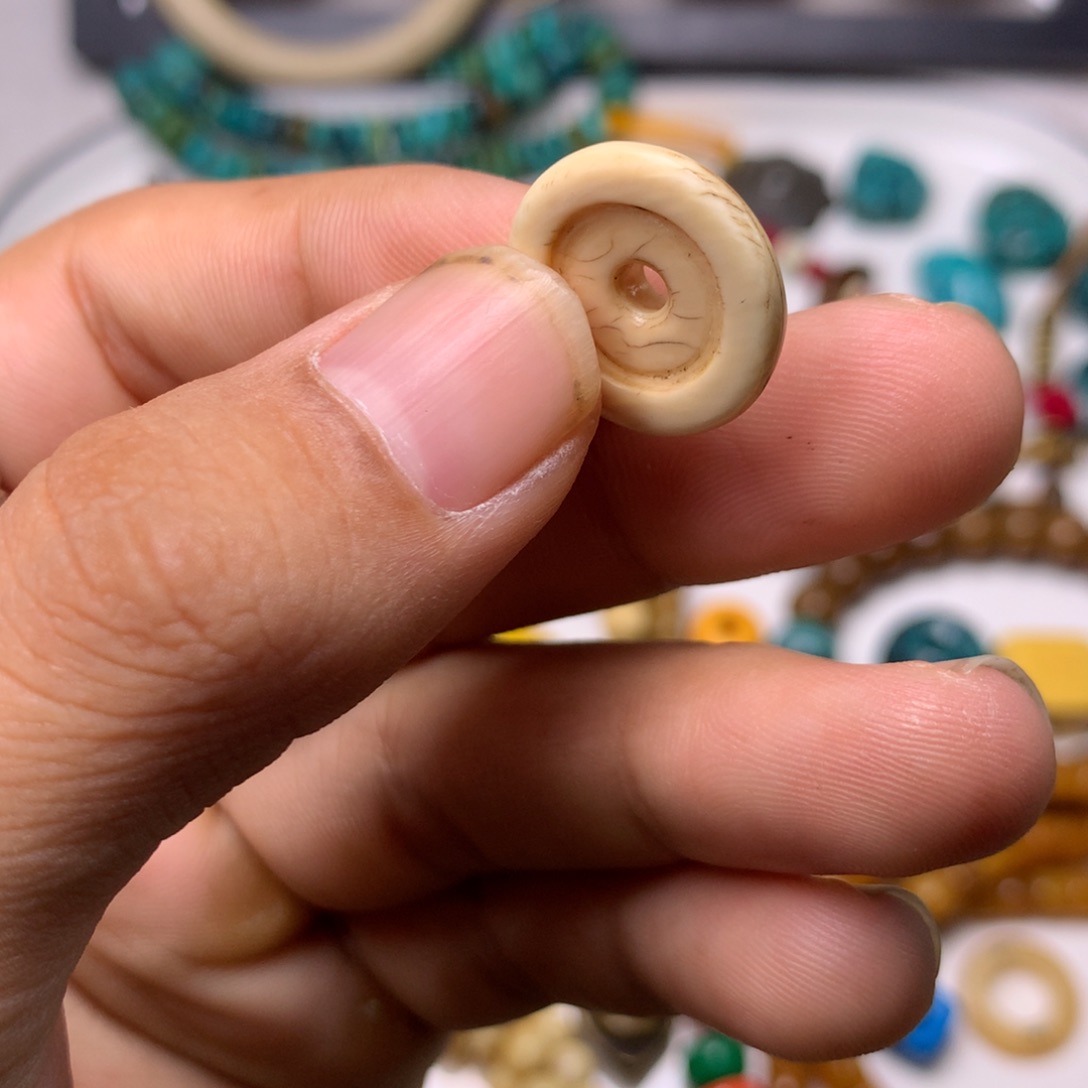 颈饰玻璃藏传小元素