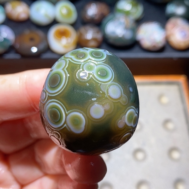 未镶嵌玛瑙/玉髓珠宝半成品16
