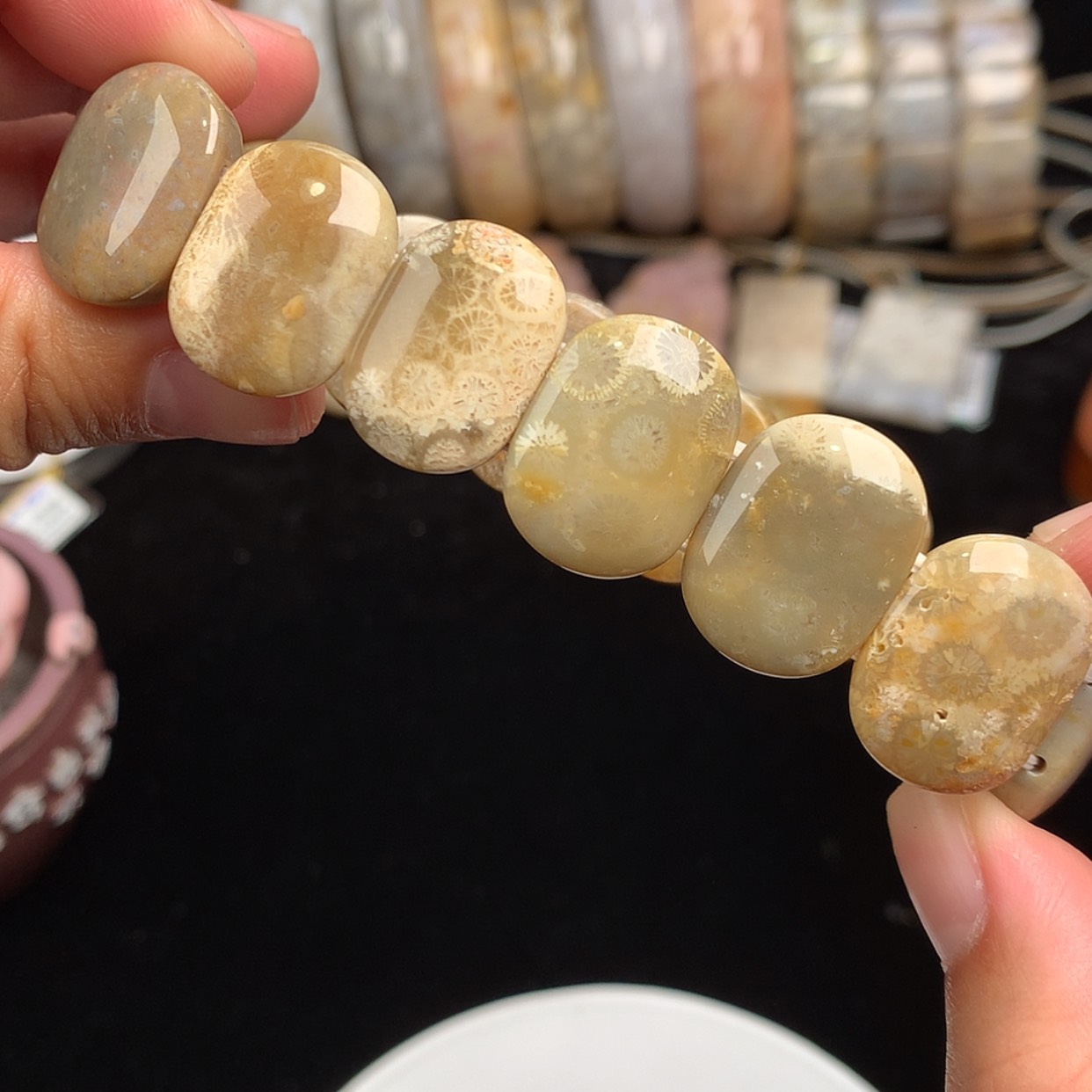 【闪购商品】硅化珊瑚（珊瑚玉）手镯未镶嵌