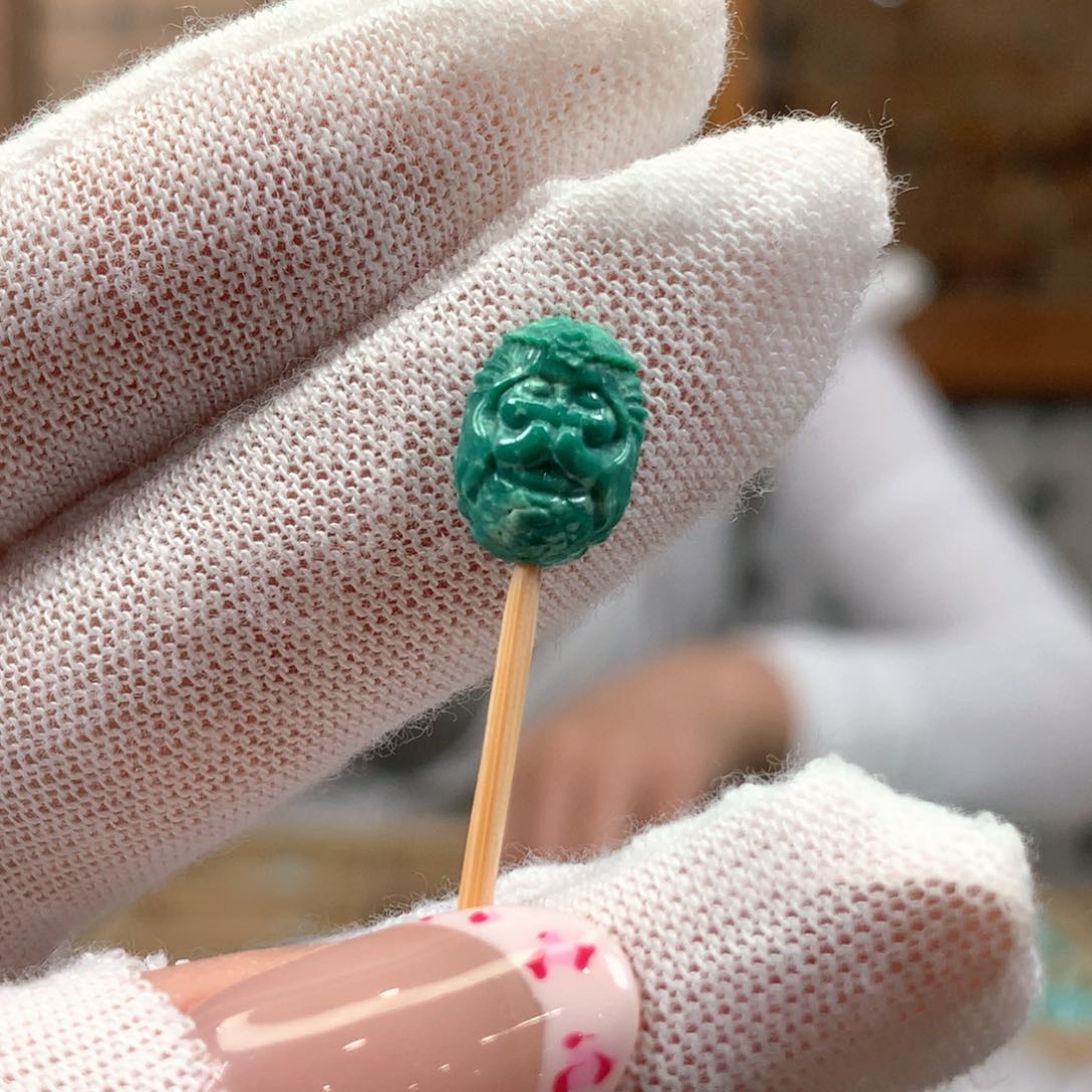 绿松石未镶嵌挂件