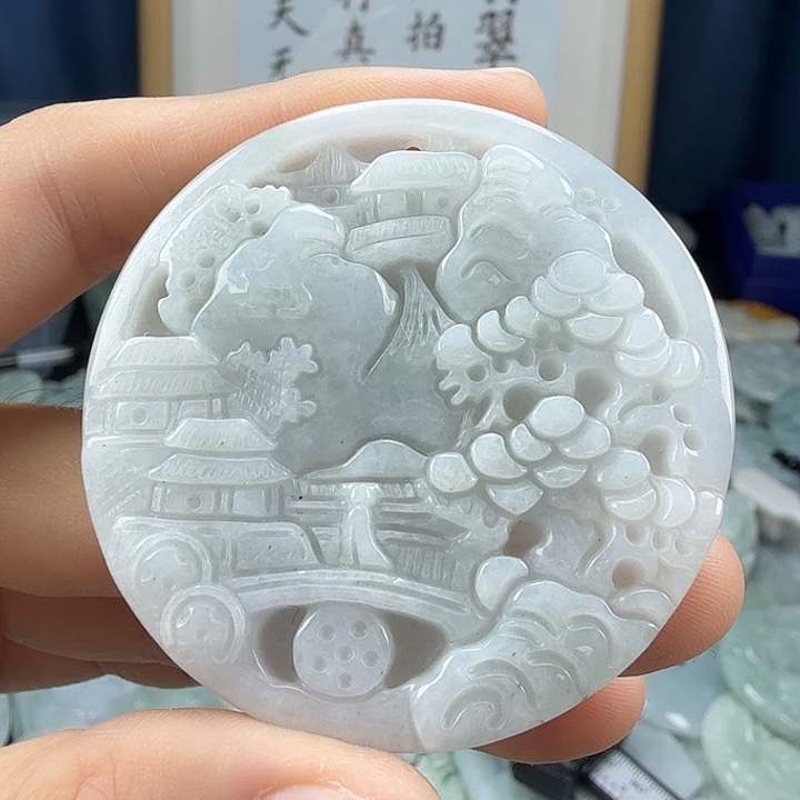 翡翠未镶嵌颈饰翡翠