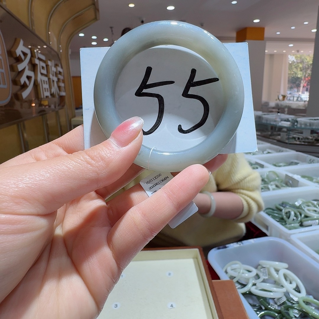 和田玉未镶嵌手镯08