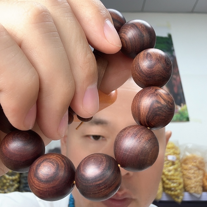 非洲紫檀（红花梨）21号红项链卡10的