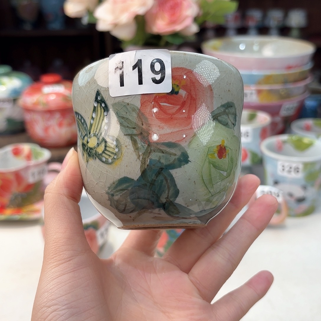 瓷片兔兔的小可爱太