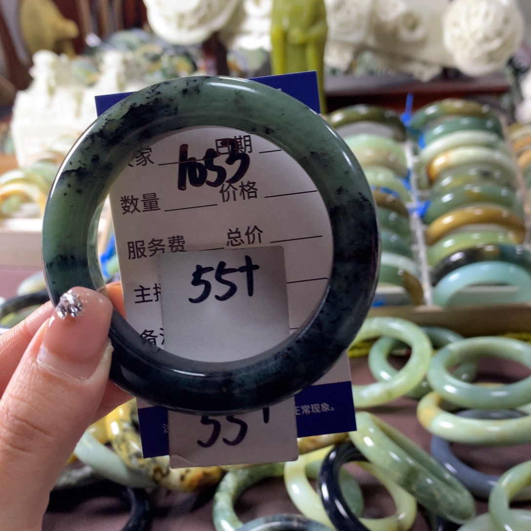 蛇纹石玉未镶嵌手镯1053