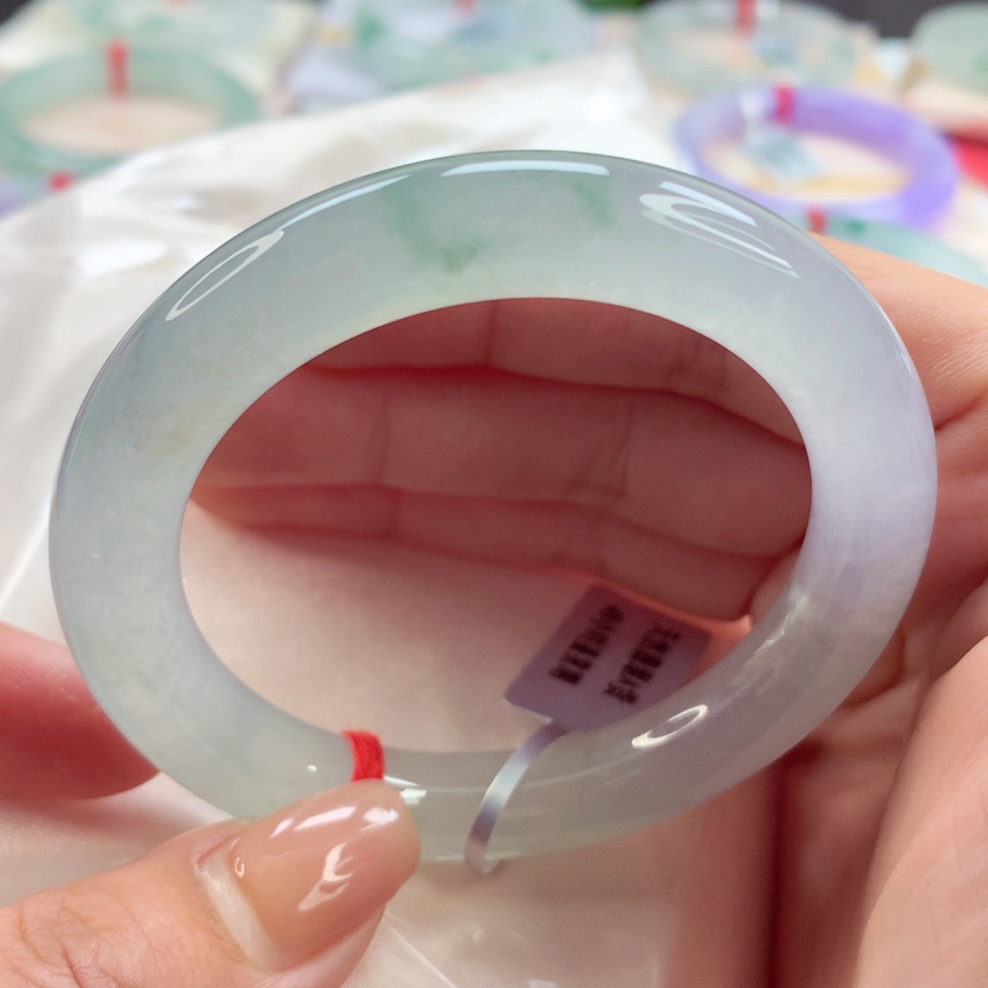 翡翠手镯（圆镯）未镶嵌师妹幻彩色莹光棒